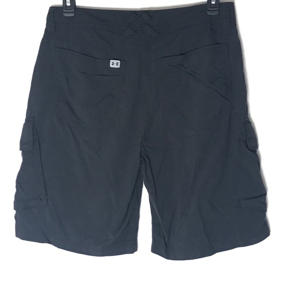 Men’s Black Under Armor Nylon Black Cargo Shorts - Picture 2 of 5